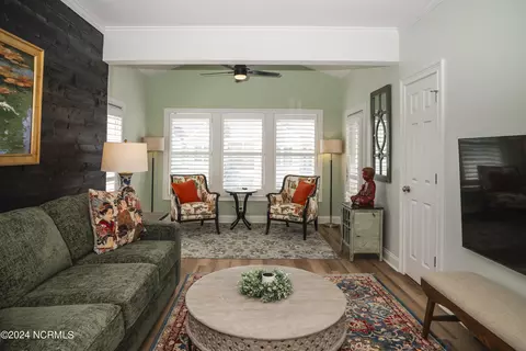 413 Captains Cv UNIT E, Edenton, NC 27932 photo 6