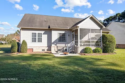 Exterior - 103 Fairview Ln, Chocowinity, NC 27817 photo 3 of 9