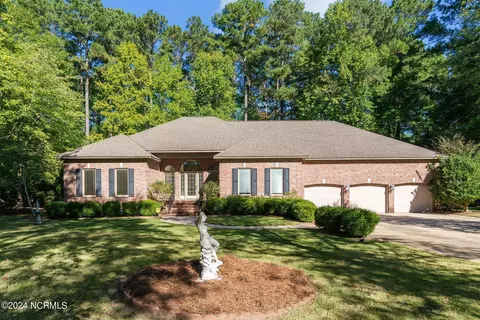 100 Rappahannock Cir, Chocowinity, NC 27817