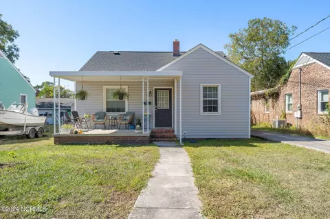 2176 Harrison St, Wilmington, NC 28401
