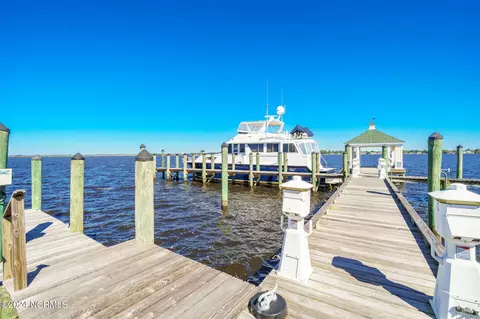 Other - 742 E Front St, New Bern, NC 28560 photo 14 of 14