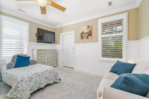 Bedroom - 742 E Front St, New Bern, NC 28560 photo 7 of 8