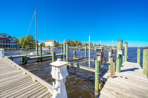 Other - 742 E Front St, New Bern, NC 28560 photo 13 of 14