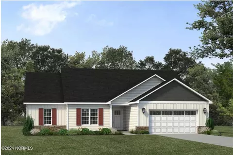 172 Patriot Dr, Newport, NC 28570