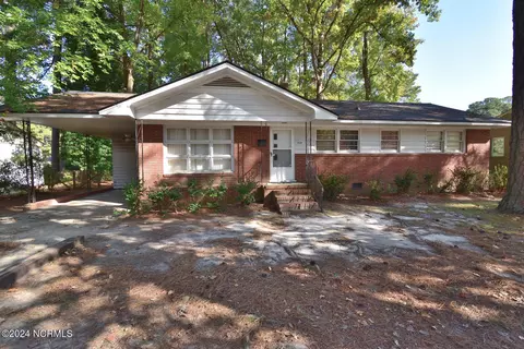 829 Burton St, Rocky Mount, NC 27803