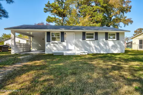 2914 Avalon Rd, Rocky Mount, NC 27801