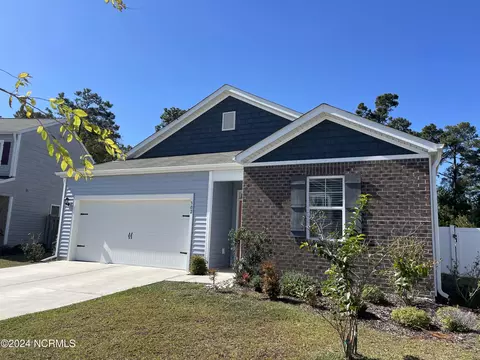 302 Airlie Vista Ln, Surf City, NC 28445