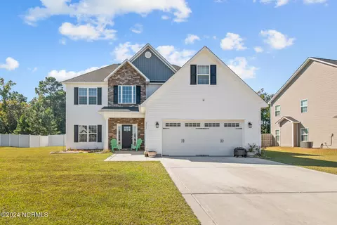 213 Old Field School Ln, Jacksonville, NC 28546