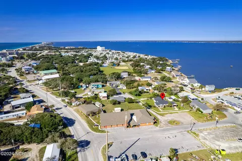 View/Area - 124 Smith Ln, Atlantic Beach, NC 28512 photo 3 of 9