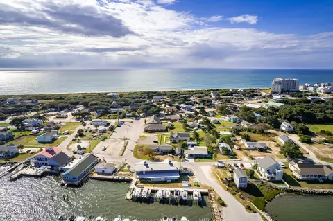 View/Area - 124 Smith Ln, Atlantic Beach, NC 28512 photo 6 of 9