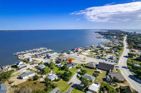 124 Smith Ln, Atlantic Beach, NC 28512