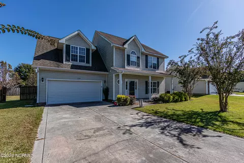 124 Moonstone Ct, Jacksonville, NC 28546