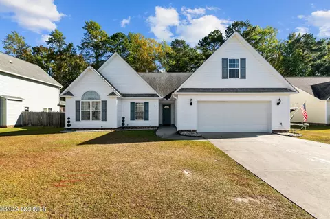 208 Macdonald Blvd, Havelock, NC 28532