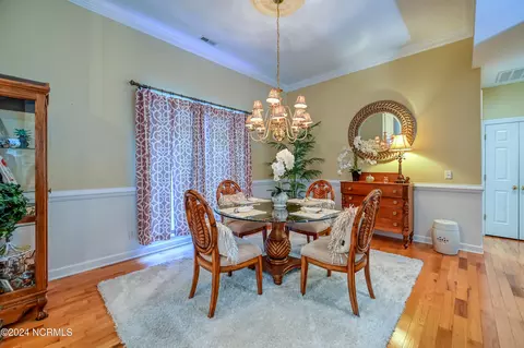 Dining - 124 Olde Point Rd, Hampstead, NC 28443 photo 1 of 3