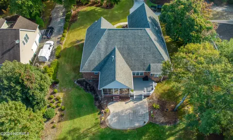 Exterior - 124 Olde Point Rd, Hampstead, NC 28443 photo 14 of 14