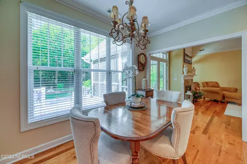 Dining - 124 Olde Point Rd, Hampstead, NC 28443 photo 2 of 3
