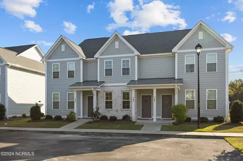 175 Old Murdoch Rd #703, Morehead City, NC 28557