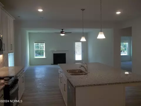 116 Paver Ln, Hampstead, NC 28443 photo 5
