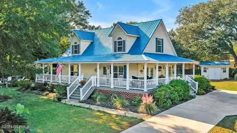 2633 Waterscape Dr, Supply, NC 28462