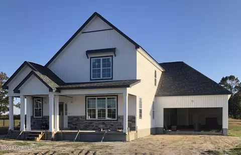 561 Workhorse Ln, Ayden, NC 28513