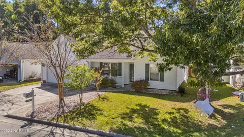 122 Monterey Cir, New Bern, NC 28562