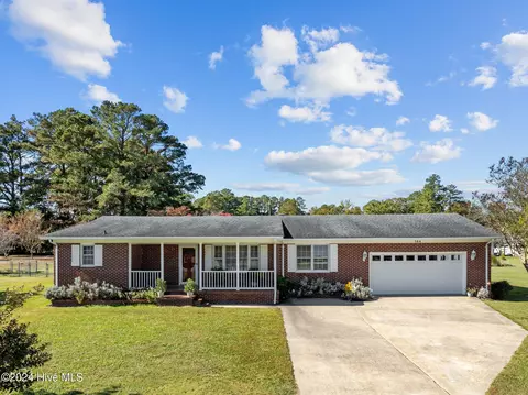 Exterior - 144 Jones Cir, Chocowinity, NC 27817 photo 5 of 5