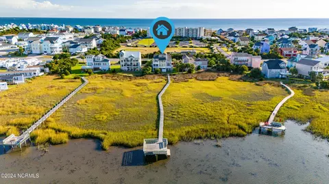 123 Island Quay Dr, Atlantic Beach, NC 28512