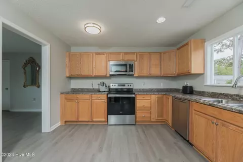 79 Crown Point Rd, Hubert, NC 28539 photo 9