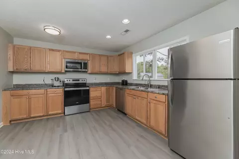 79 Crown Point Rd, Hubert, NC 28539 photo 7