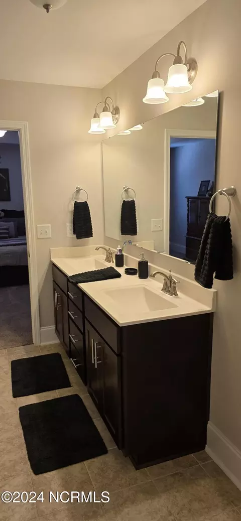 Bath - 150 Winged Foot Rd, Pinehurst, NC 28374 photo 5 of 7