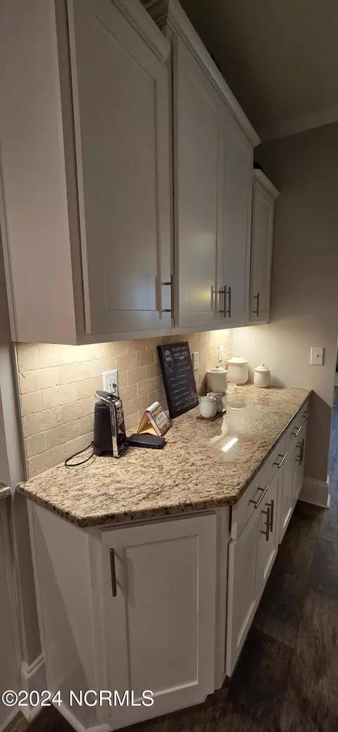 Kitchen - 150 Winged Foot Rd, Pinehurst, NC 28374 photo 4 of 4