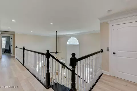 Entry Way - 784 Captain Beam Blvd, Hampstead, NC 28443 photo 4 of 7