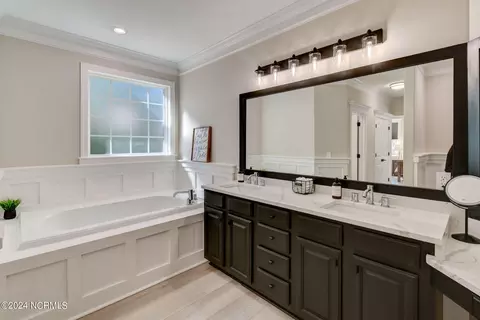 Bath - 784 Captain Beam Blvd, Hampstead, NC 28443 photo 3 of 7