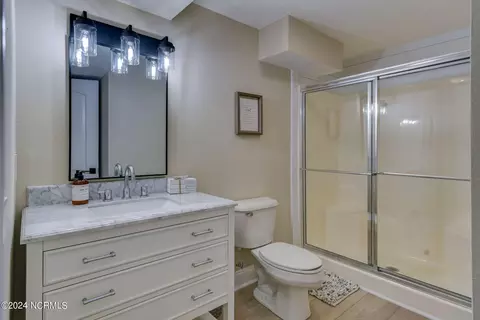 Bath - 784 Captain Beam Blvd, Hampstead, NC 28443 photo 7 of 7
