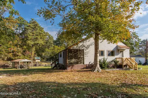 125 Pirate Lndg, Hertford, NC 27944