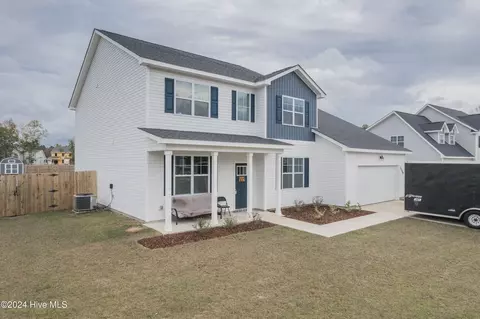 1129 Carteret Manor Dr, Jacksonville, NC 28546