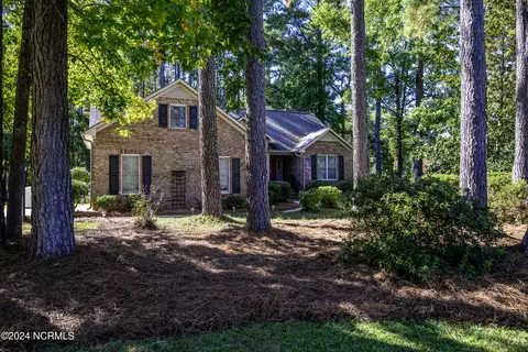 123 Saint Andrews Cir, New Bern, NC 28562