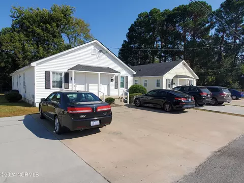 909 Edgerton St, Goldsboro, NC 27530