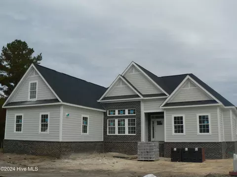 404 Crow Creek Drive Dr NW, Calabash, NC 28467