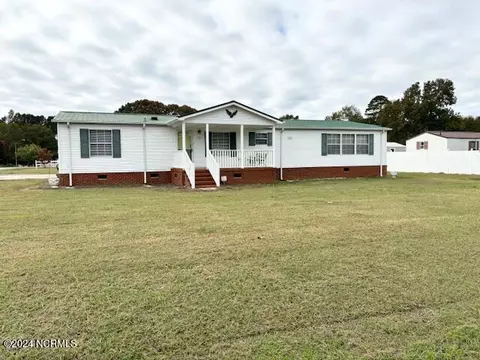 101 Valerie St, Goldsboro, NC 27534