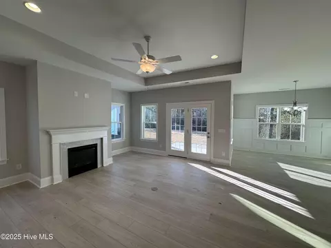 162 Coburn Ct, Hampstead, NC 28443 photo 6