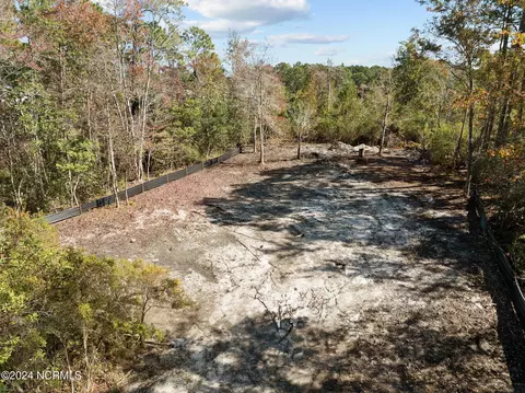 361 Sunset Rd, Boiling Spring Lakes, NC 28461 photo 2