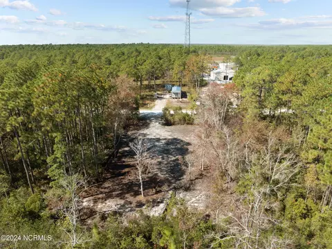 361 Sunset Rd, Boiling Spring Lakes, NC 28461 photo 6