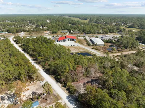361 Sunset Rd, Boiling Spring Lakes, NC 28461 photo 11
