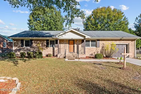 3604 Yarmouth Rd, New Bern, NC 28562