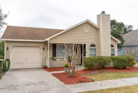 409 Emerald Cir, Emerald Isle, NC 28594