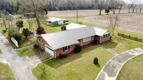 4561 James B White Hwy S, Whiteville, NC 28472