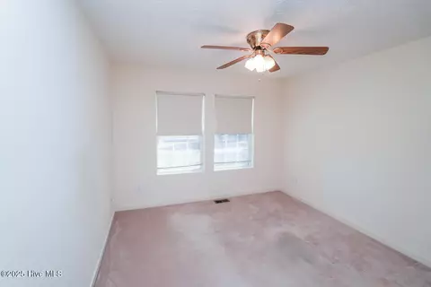 Bedroom - 255 Cedar Rd, Boiling Spring Lakes, NC 28461 photo 4 of 4
