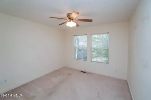 Bedroom - 255 Cedar Rd, Boiling Spring Lakes, NC 28461 photo 2 of 4