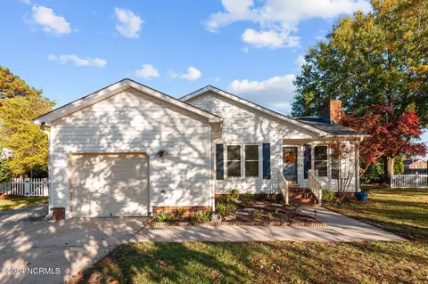 538 Channel Dr, Winterville, NC 28590
